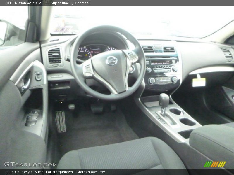 Super Black / Charcoal 2015 Nissan Altima 2.5 S