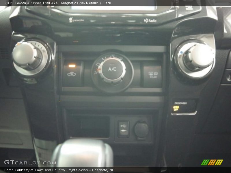 Magnetic Gray Metallic / Black 2015 Toyota 4Runner Trail 4x4