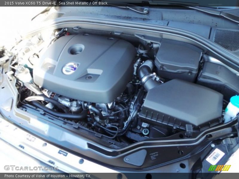 Sea Shell Metallic / Off Black 2015 Volvo XC60 T5 Drive-E