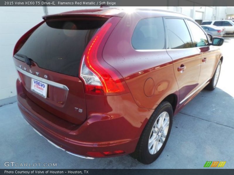 Flamenco Red Metallic / Soft Beige 2015 Volvo XC60 T5 Drive-E