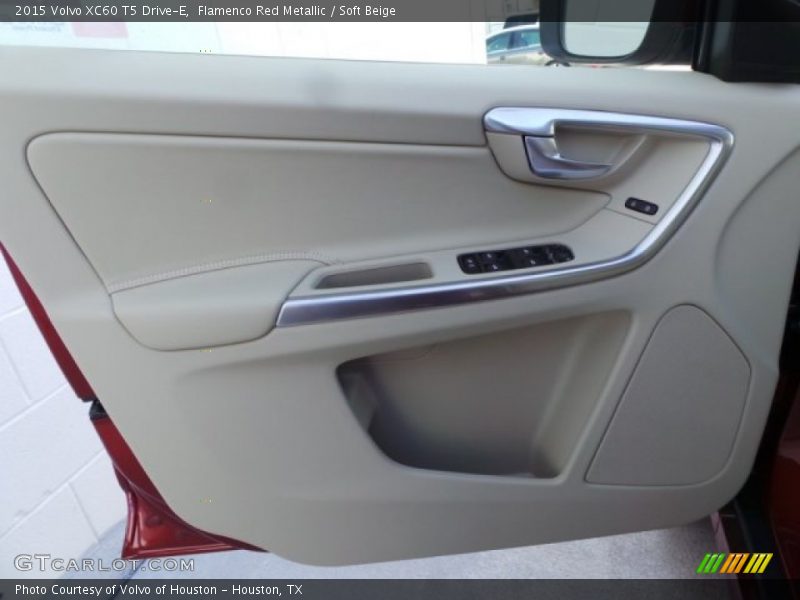 Flamenco Red Metallic / Soft Beige 2015 Volvo XC60 T5 Drive-E