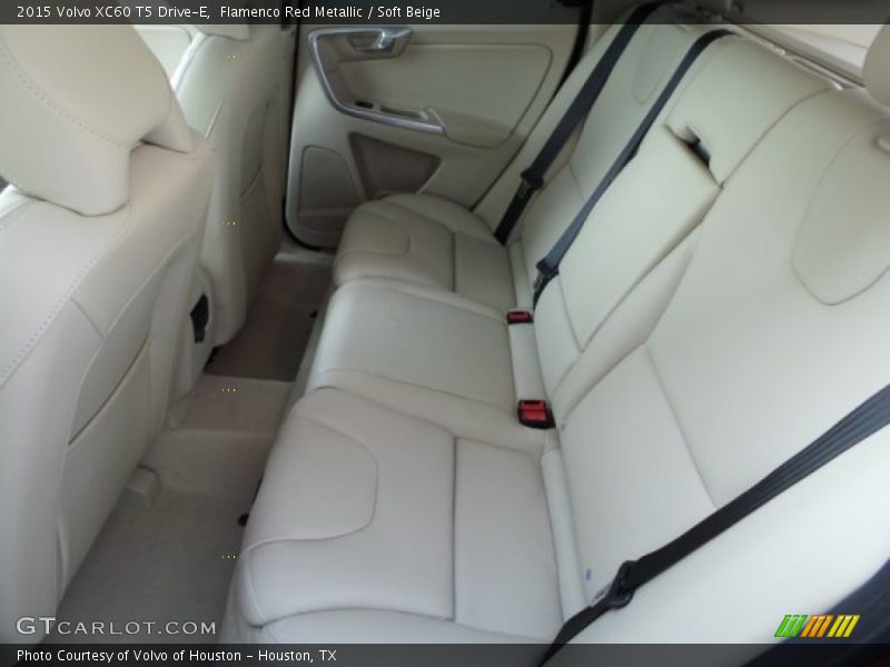 Flamenco Red Metallic / Soft Beige 2015 Volvo XC60 T5 Drive-E