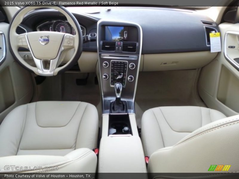 Flamenco Red Metallic / Soft Beige 2015 Volvo XC60 T5 Drive-E