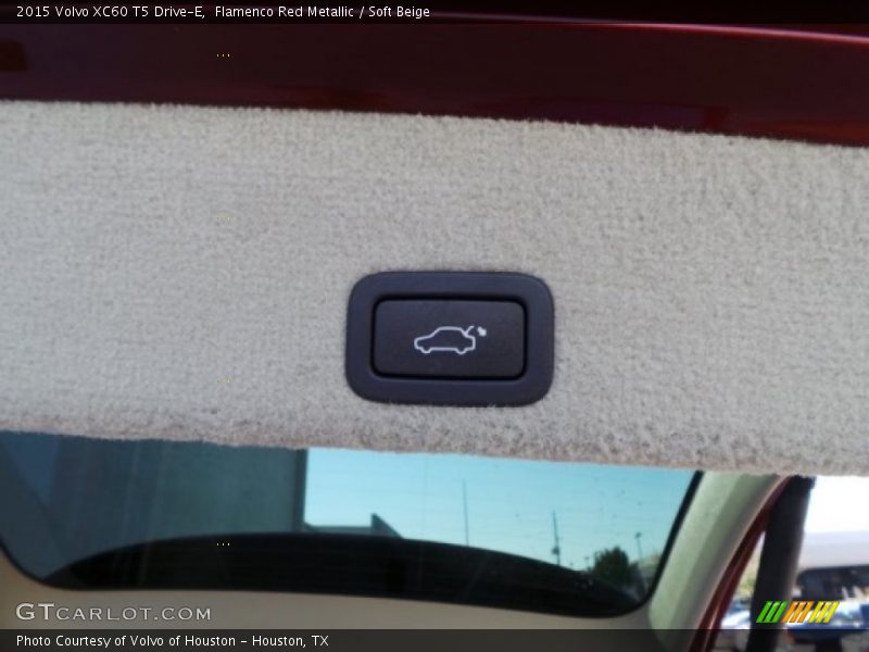 Flamenco Red Metallic / Soft Beige 2015 Volvo XC60 T5 Drive-E