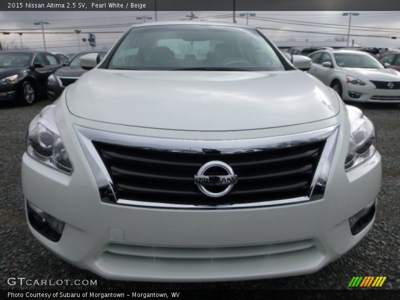 Pearl White / Beige 2015 Nissan Altima 2.5 SV
