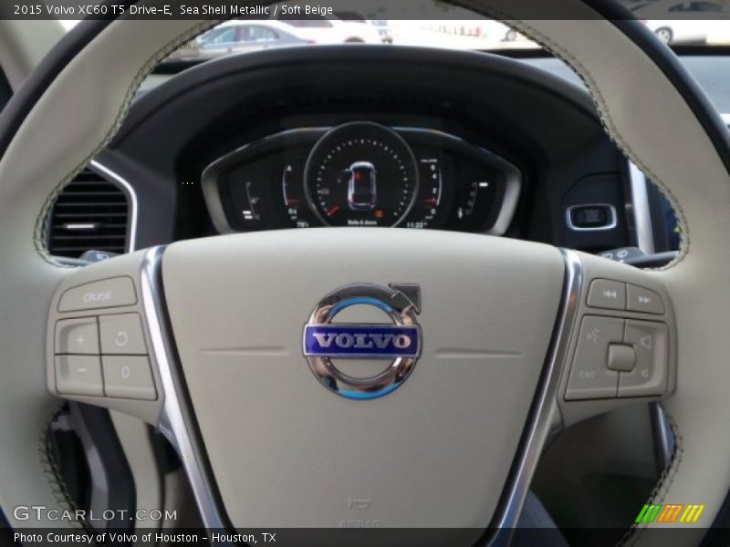 Sea Shell Metallic / Soft Beige 2015 Volvo XC60 T5 Drive-E