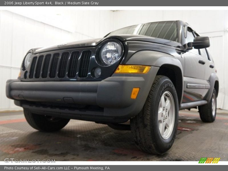 Black / Medium Slate Gray 2006 Jeep Liberty Sport 4x4