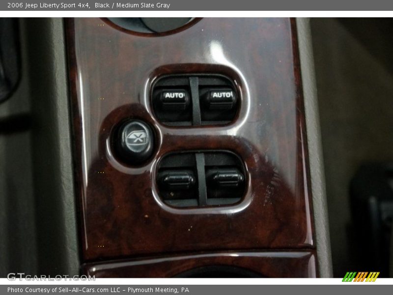 Black / Medium Slate Gray 2006 Jeep Liberty Sport 4x4