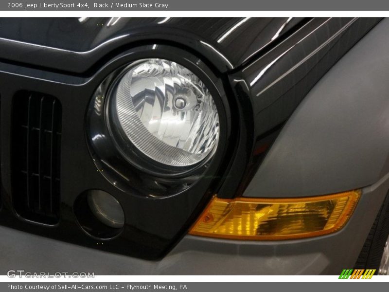 Black / Medium Slate Gray 2006 Jeep Liberty Sport 4x4