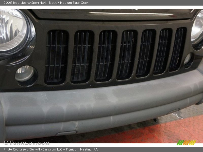 Black / Medium Slate Gray 2006 Jeep Liberty Sport 4x4