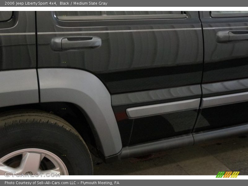 Black / Medium Slate Gray 2006 Jeep Liberty Sport 4x4
