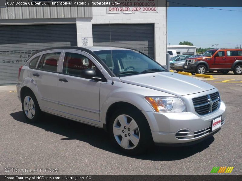 Bright Silver Metallic / Pastel Slate Gray 2007 Dodge Caliber SXT