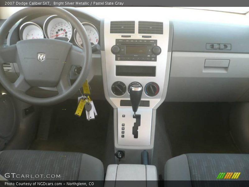 Bright Silver Metallic / Pastel Slate Gray 2007 Dodge Caliber SXT
