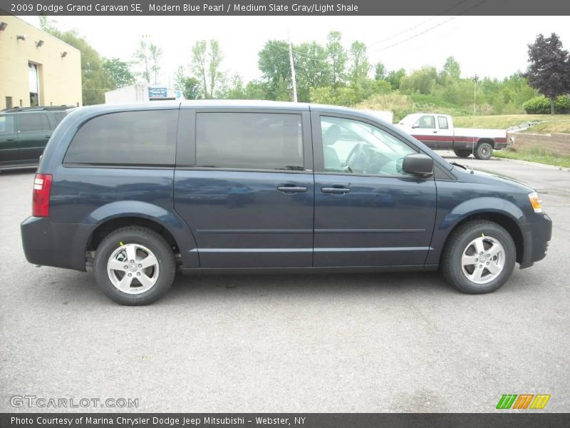 Modern Blue Pearl / Medium Slate Gray/Light Shale 2009 Dodge Grand Caravan SE