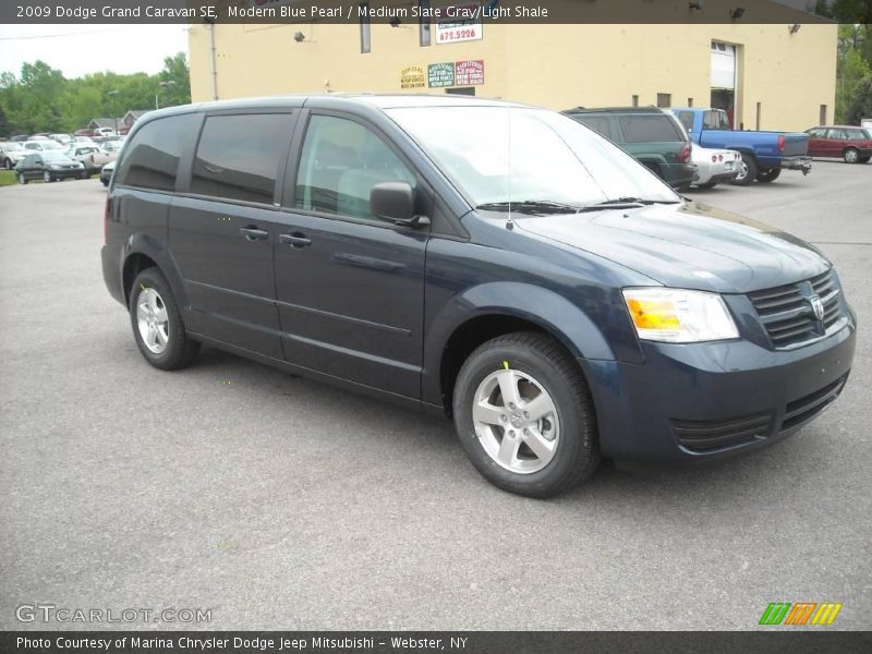 Modern Blue Pearl / Medium Slate Gray/Light Shale 2009 Dodge Grand Caravan SE