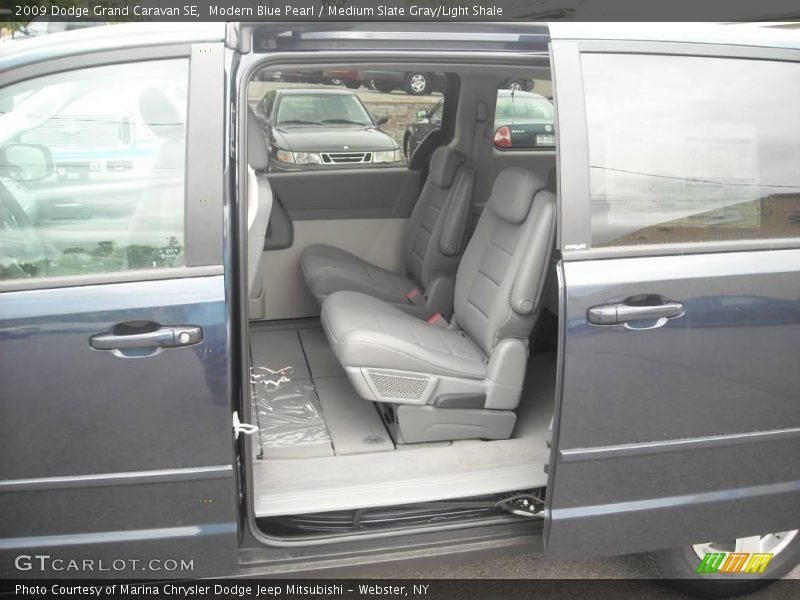 Modern Blue Pearl / Medium Slate Gray/Light Shale 2009 Dodge Grand Caravan SE