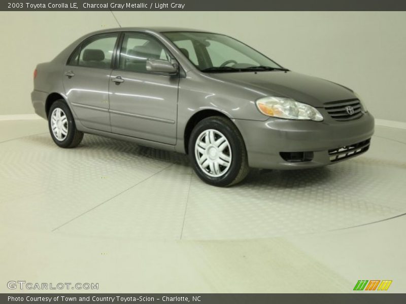 Front 3/4 View of 2003 Corolla LE