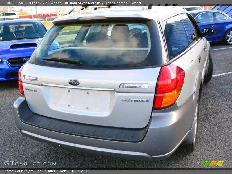Brilliant Silver Metallic / Dark Charcoal Tweed 2007 Subaru Outback 2.5i Wagon