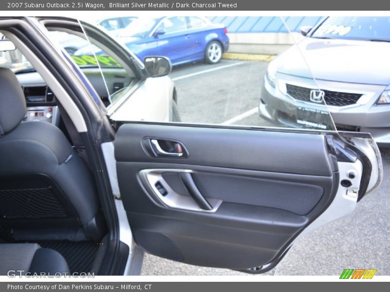 Brilliant Silver Metallic / Dark Charcoal Tweed 2007 Subaru Outback 2.5i Wagon