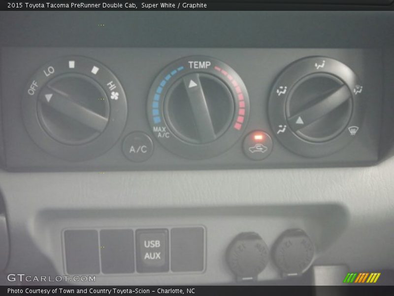 Super White / Graphite 2015 Toyota Tacoma PreRunner Double Cab