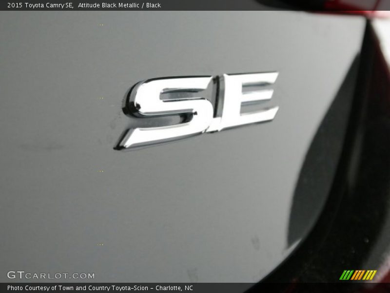 Attitude Black Metallic / Black 2015 Toyota Camry SE