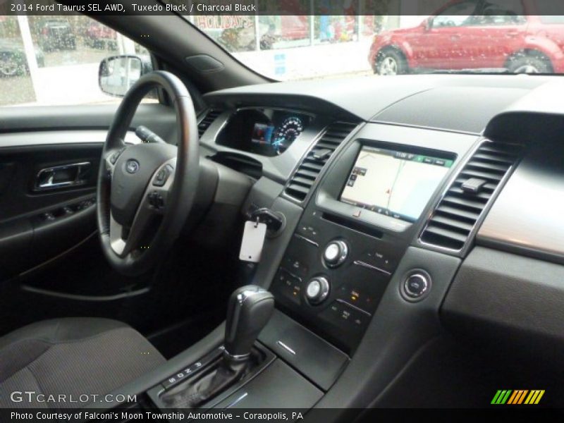 Tuxedo Black / Charcoal Black 2014 Ford Taurus SEL AWD