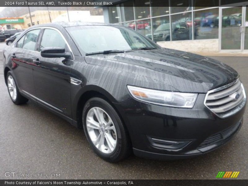 Tuxedo Black / Charcoal Black 2014 Ford Taurus SEL AWD