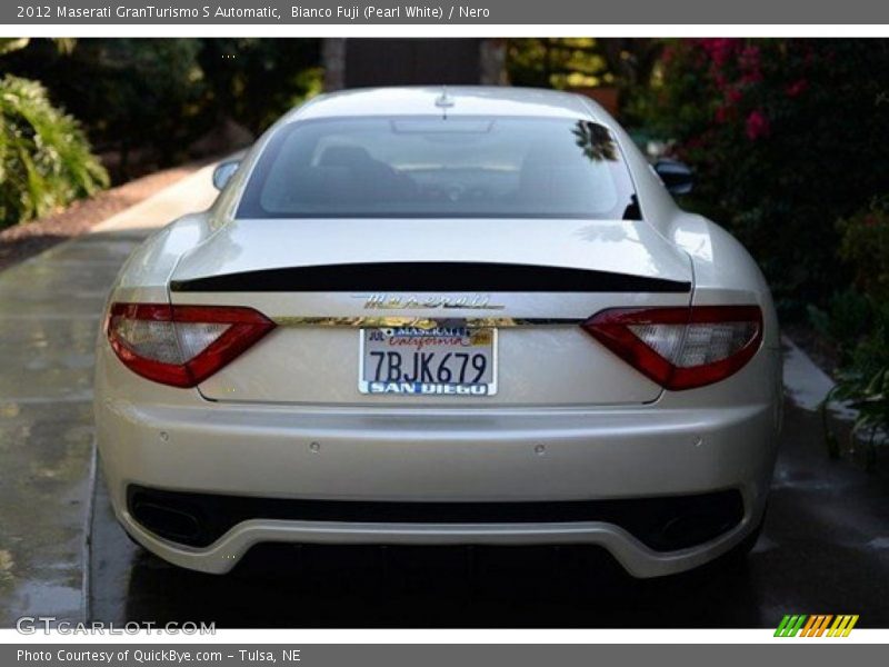 Bianco Fuji (Pearl White) / Nero 2012 Maserati GranTurismo S Automatic