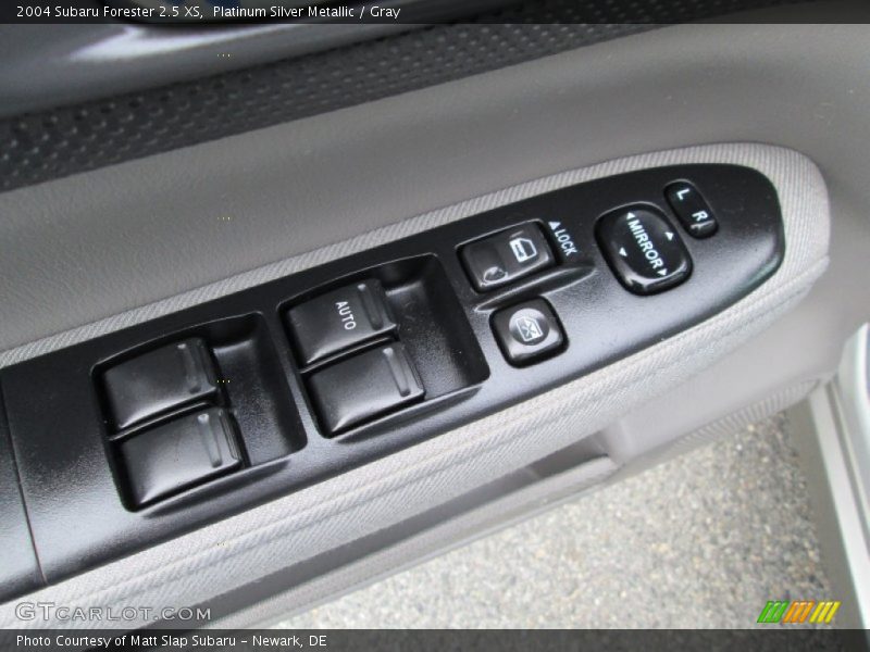 Platinum Silver Metallic / Gray 2004 Subaru Forester 2.5 XS