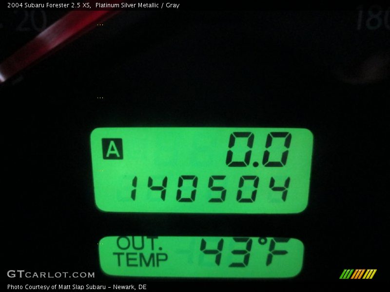 Platinum Silver Metallic / Gray 2004 Subaru Forester 2.5 XS