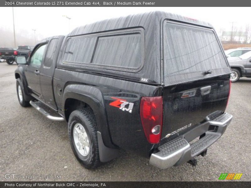 Black / Medium Dark Pewter 2004 Chevrolet Colorado LS Z71 Extended Cab 4x4