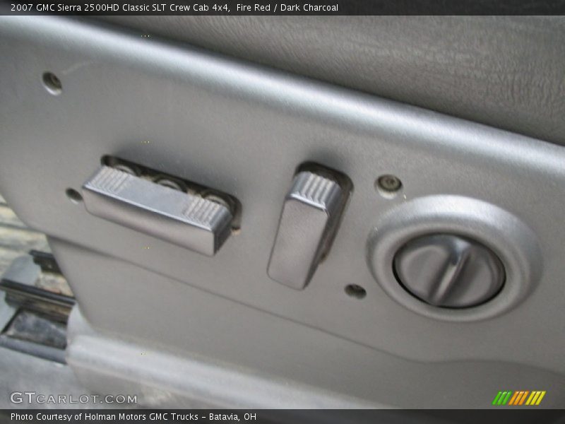 Fire Red / Dark Charcoal 2007 GMC Sierra 2500HD Classic SLT Crew Cab 4x4