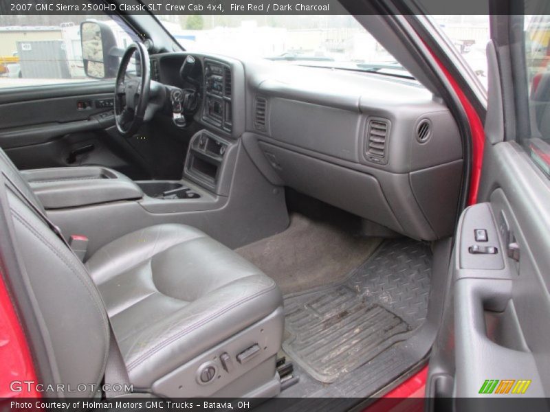 Fire Red / Dark Charcoal 2007 GMC Sierra 2500HD Classic SLT Crew Cab 4x4