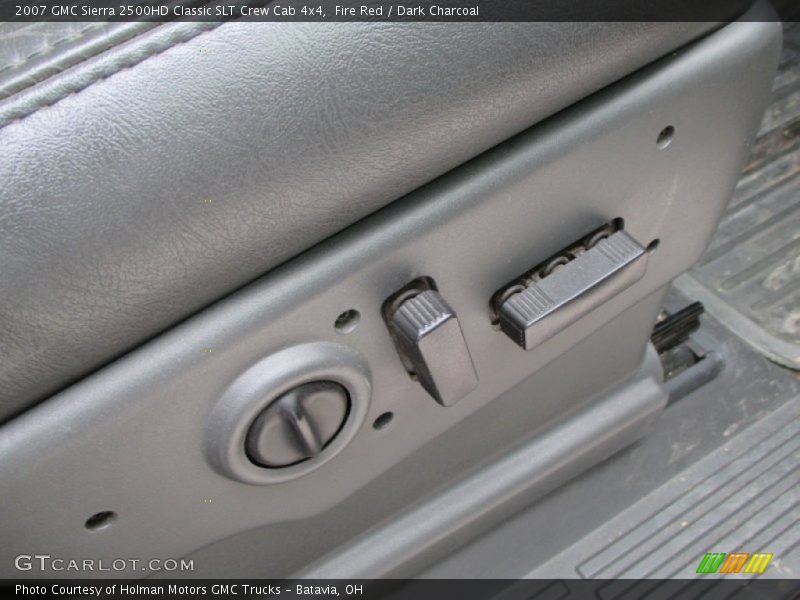 Fire Red / Dark Charcoal 2007 GMC Sierra 2500HD Classic SLT Crew Cab 4x4