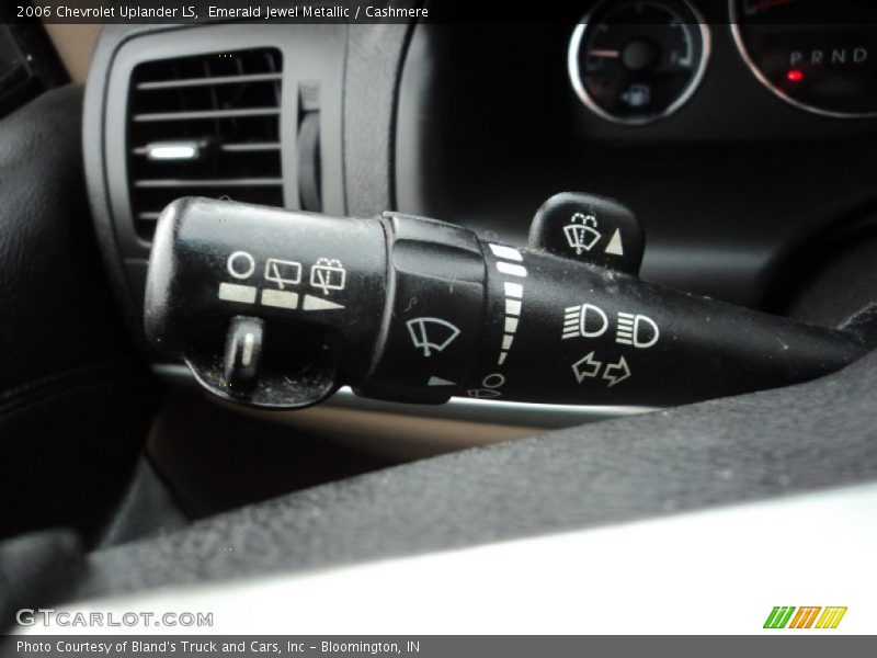 Emerald Jewel Metallic / Cashmere 2006 Chevrolet Uplander LS