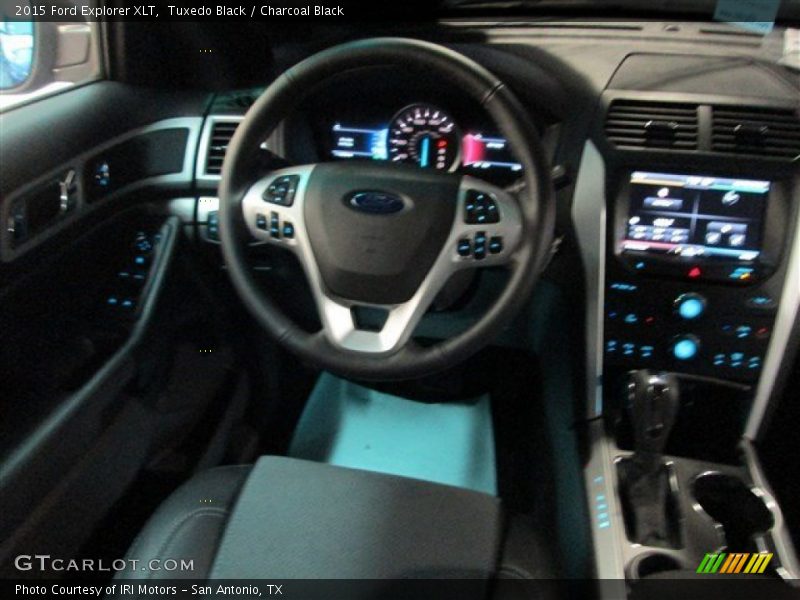 Tuxedo Black / Charcoal Black 2015 Ford Explorer XLT