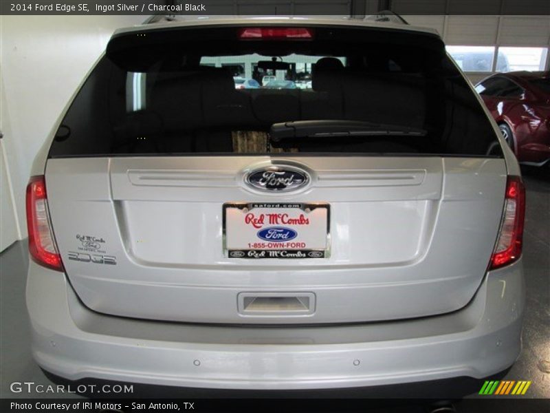 Ingot Silver / Charcoal Black 2014 Ford Edge SE