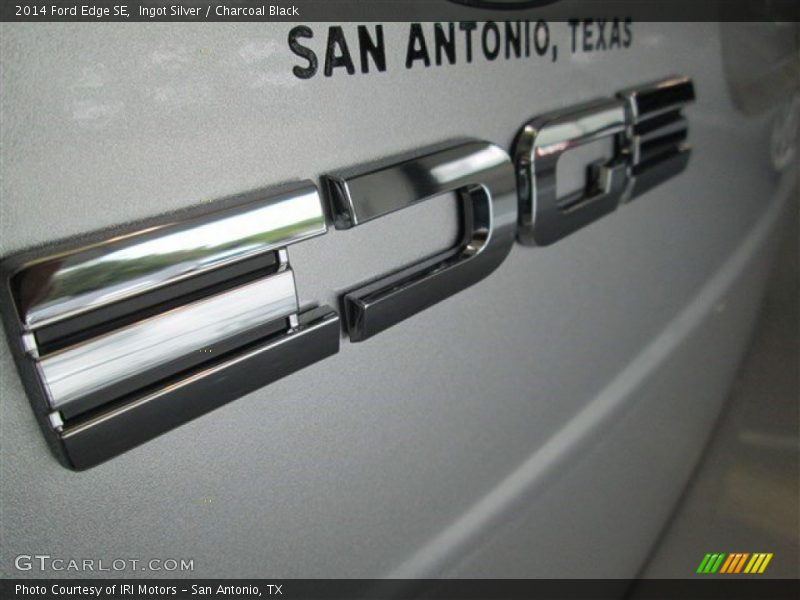 Ingot Silver / Charcoal Black 2014 Ford Edge SE