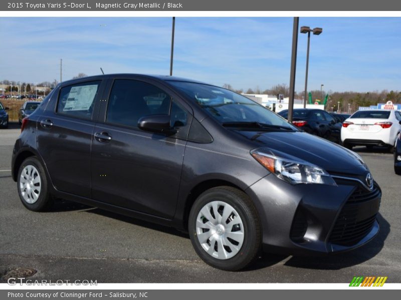 Magnetic Gray Metallic / Black 2015 Toyota Yaris 5-Door L