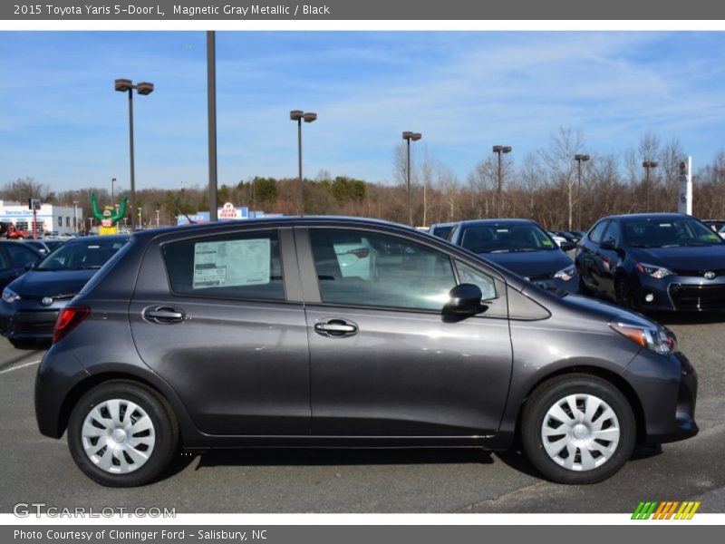  2015 Yaris 5-Door L Magnetic Gray Metallic