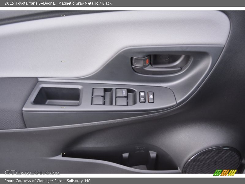 Magnetic Gray Metallic / Black 2015 Toyota Yaris 5-Door L