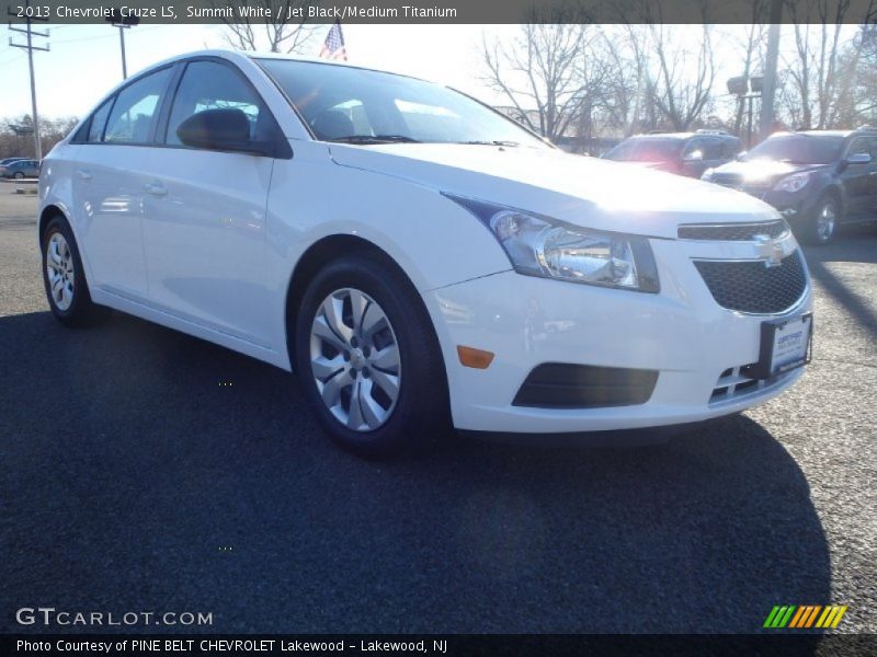 Summit White / Jet Black/Medium Titanium 2013 Chevrolet Cruze LS