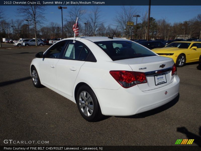 Summit White / Jet Black/Medium Titanium 2013 Chevrolet Cruze LS