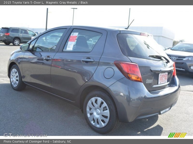 Magnetic Gray Metallic / Black 2015 Toyota Yaris 5-Door L