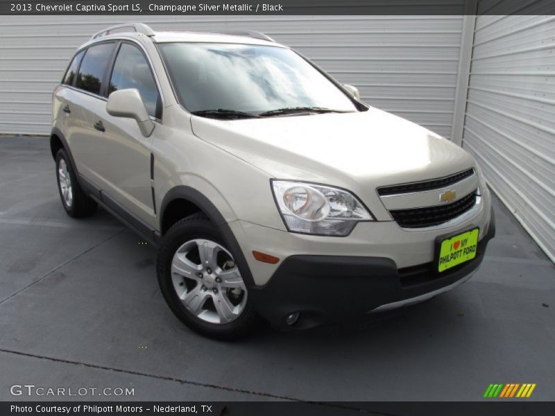 Champagne Silver Metallic / Black 2013 Chevrolet Captiva Sport LS