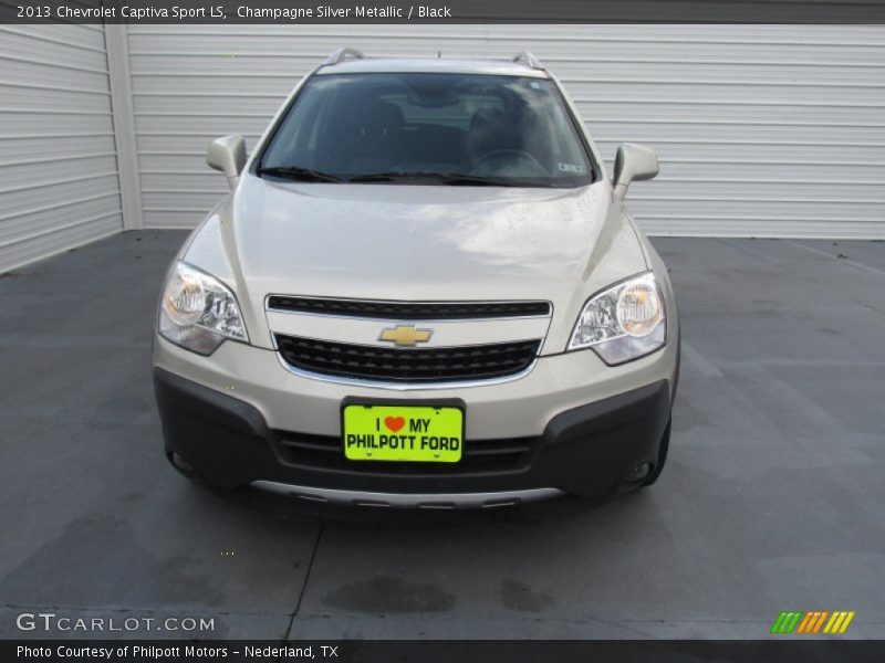 Champagne Silver Metallic / Black 2013 Chevrolet Captiva Sport LS