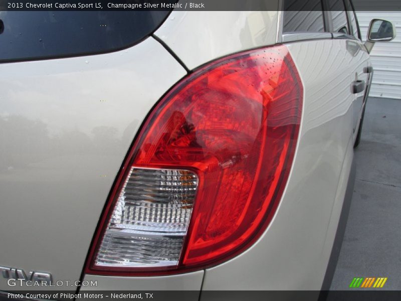 Champagne Silver Metallic / Black 2013 Chevrolet Captiva Sport LS