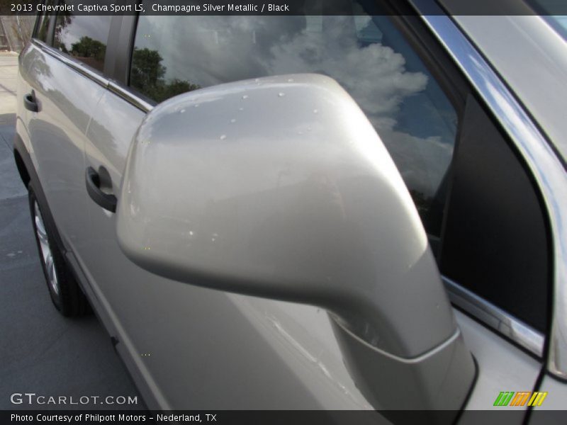 Champagne Silver Metallic / Black 2013 Chevrolet Captiva Sport LS