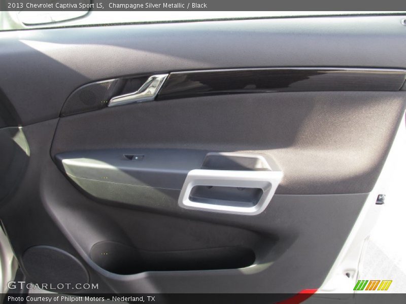 Champagne Silver Metallic / Black 2013 Chevrolet Captiva Sport LS