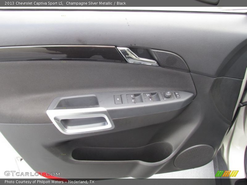 Champagne Silver Metallic / Black 2013 Chevrolet Captiva Sport LS